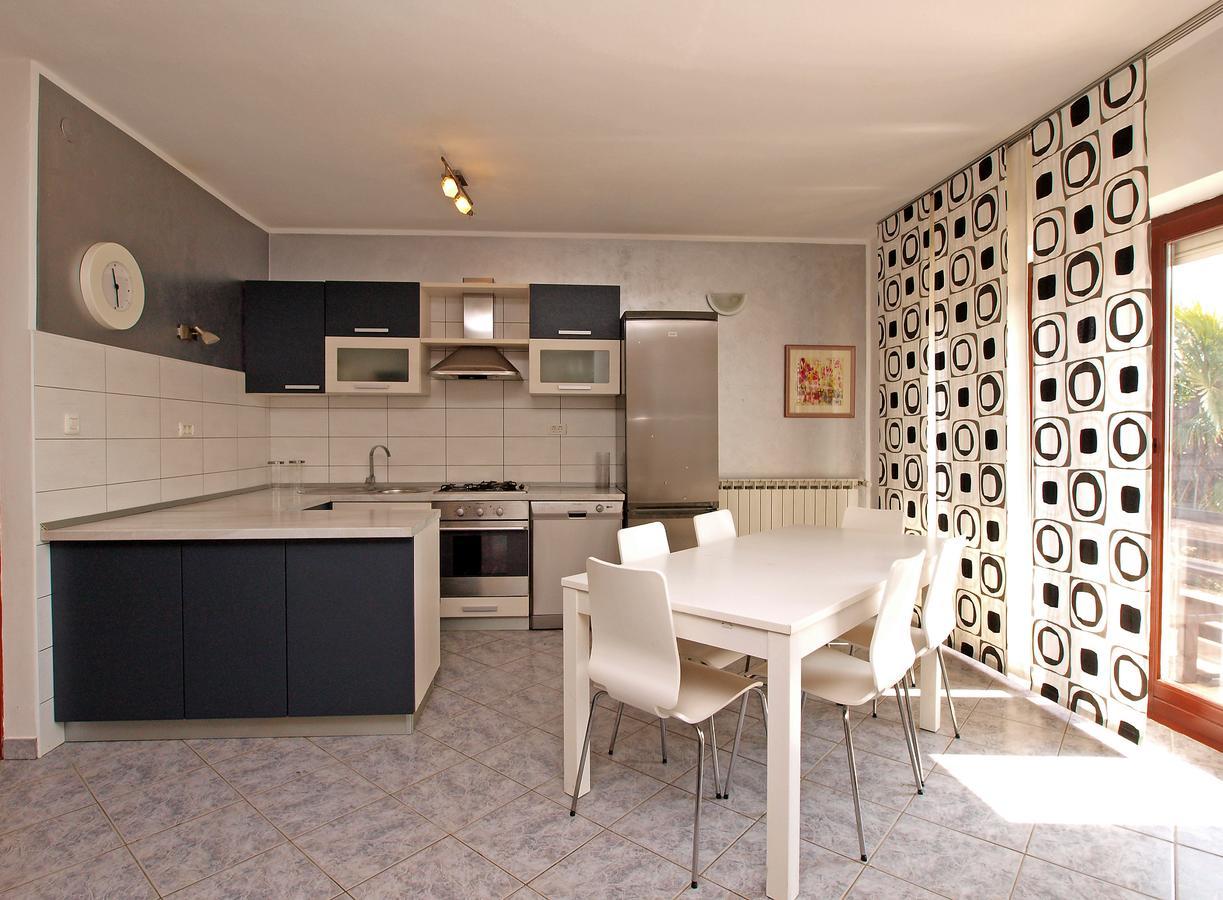 Apartments Dusanka 799 Фажана Экстерьер фото